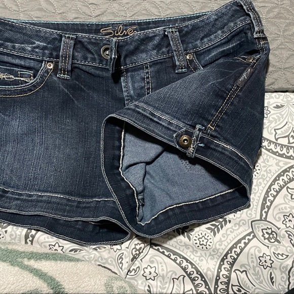 Silver Jeans Women's Blue Denim Shorts - Picture 8 of 9